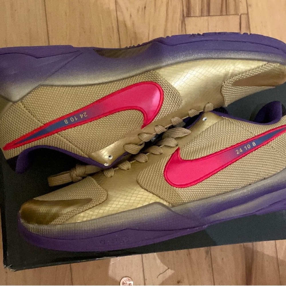 Nike kobe hall of fame shoes size 11